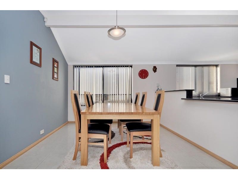 53 Hollins Bend, Madeley WA 6065