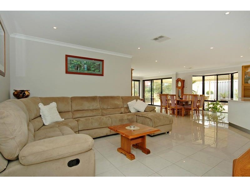 3 Kirkimbie Street, Carramar WA 6031