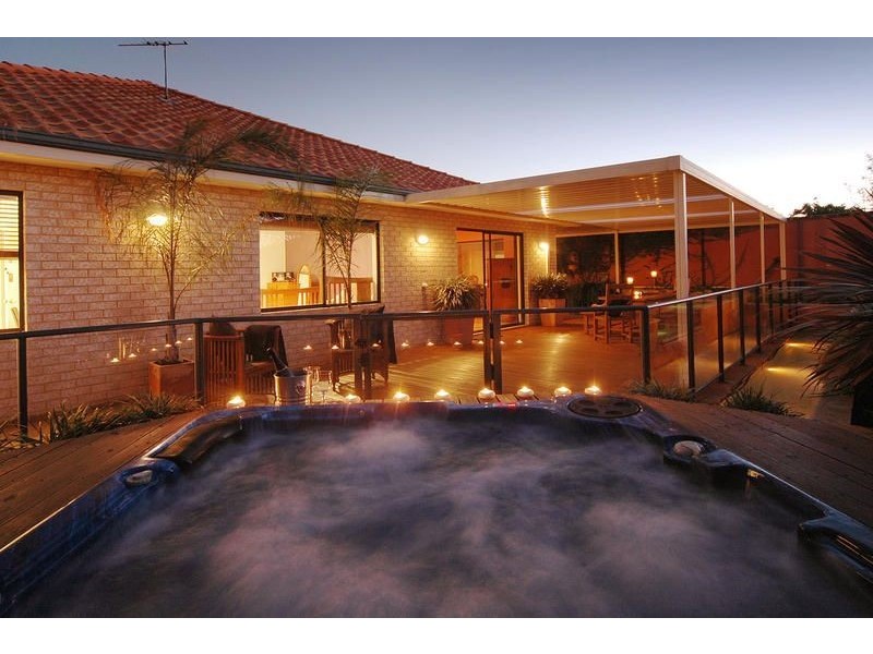 26 Regina Loop, Currambine WA 6028