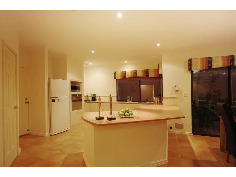 26 Regina Loop, Currambine WA 6028