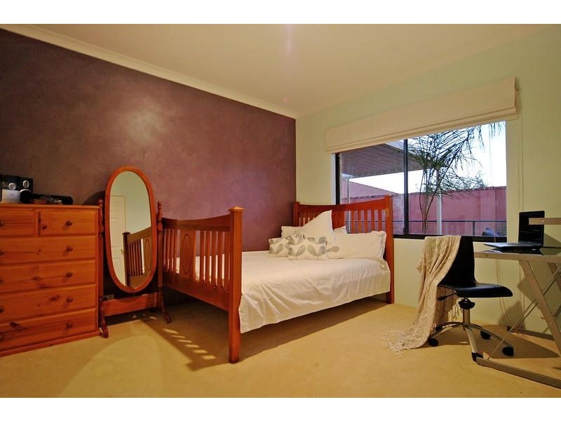 26 Regina Loop, Currambine WA 6028