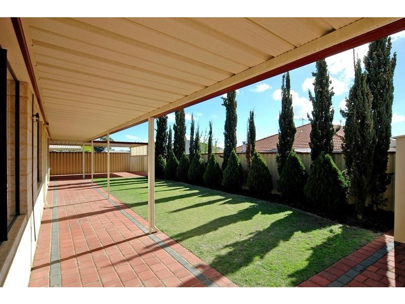 38 Kippilaw Loop, Carramar WA 6031