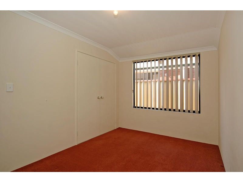 38 Kippilaw Loop, Carramar WA 6031
