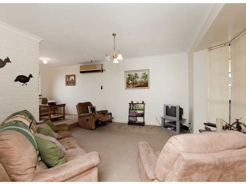 10 Leeway Drive, Ocean Reef WA 6027