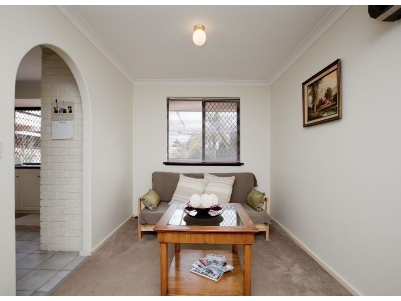 10 Leeway Drive, Ocean Reef WA 6027