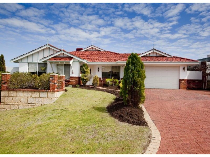 11 Kaufman Avenue, Ocean Reef WA 6027