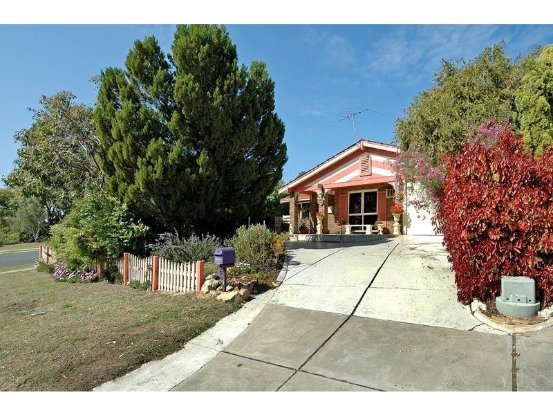 2 Ridge Close, Edgewater WA 6027