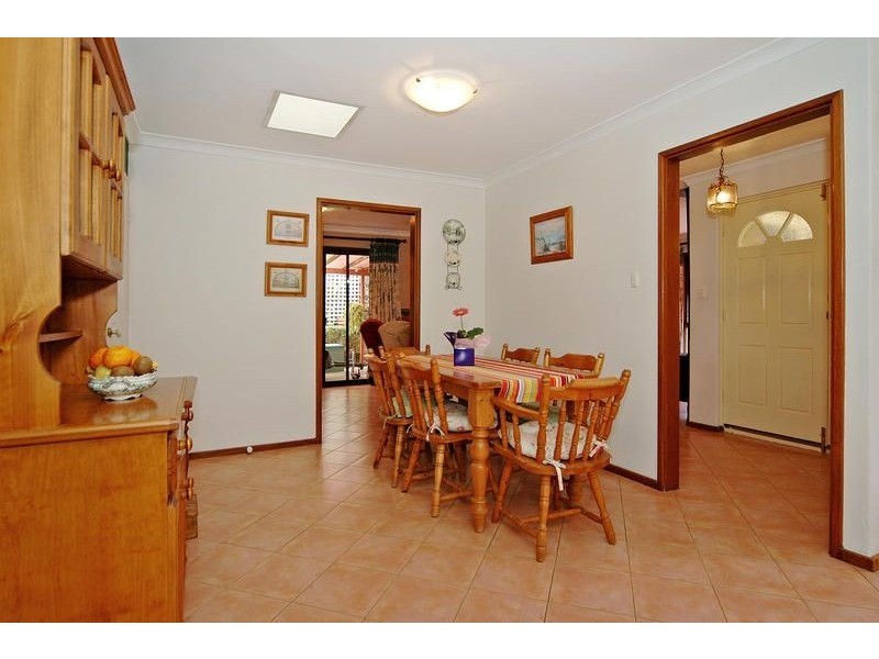 2 Ridge Close, Edgewater WA 6027