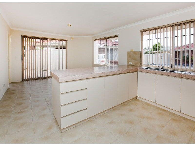 1/55 Fisherton Circuit, Kinross WA 6028