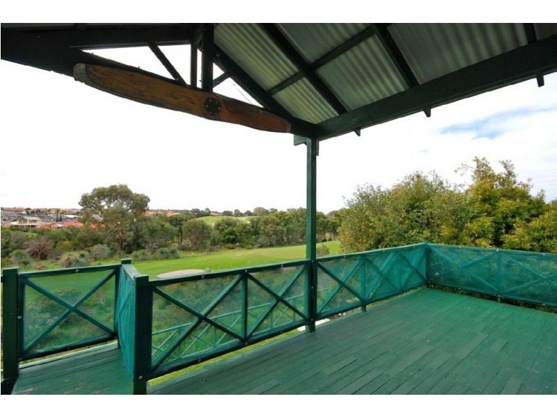 33 Canterbury Circle, Currambine WA 6028
