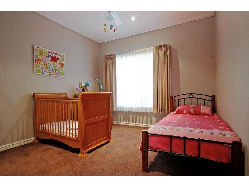 6 Calita Pass, Carramar WA 6031