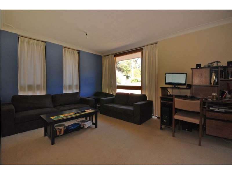 10 Cawarra Crescent, Craigie WA 6025
