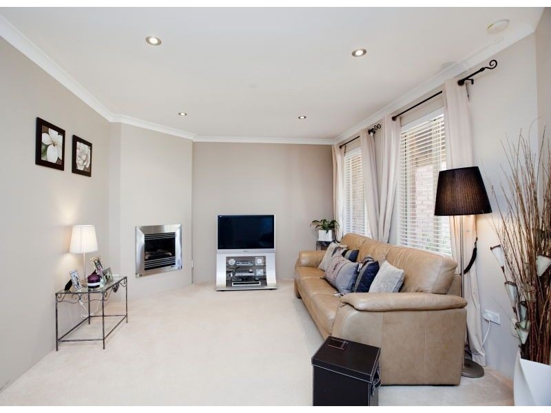 27 Manhattan Avenue, Iluka WA 6028