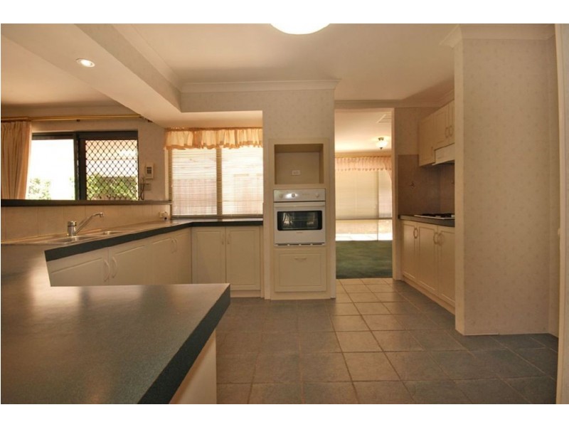 3 Delray Mews, Iluka WA 6028
