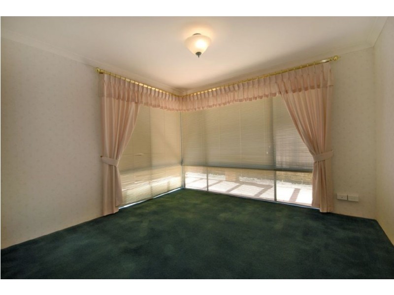 3 Delray Mews, Iluka WA 6028