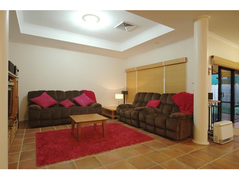 47 Meadowbrook Promenade, Currambine WA 6028