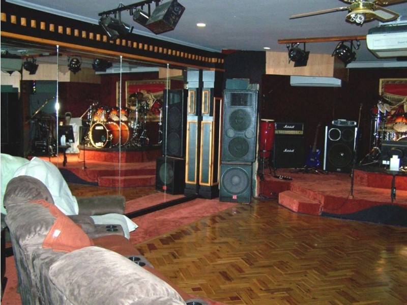 281 Countryside Drive, Two Rocks WA 6037