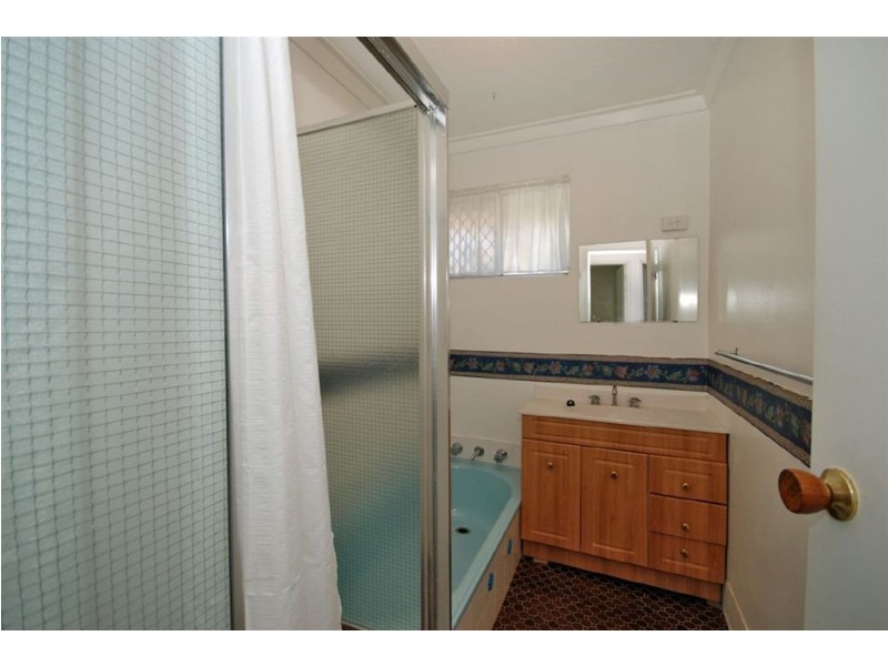 211 Camberwarra Drive, Craigie WA 6025