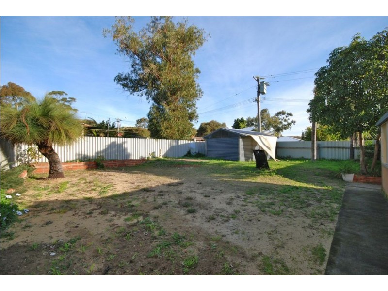 211 Camberwarra Drive, Craigie WA 6025