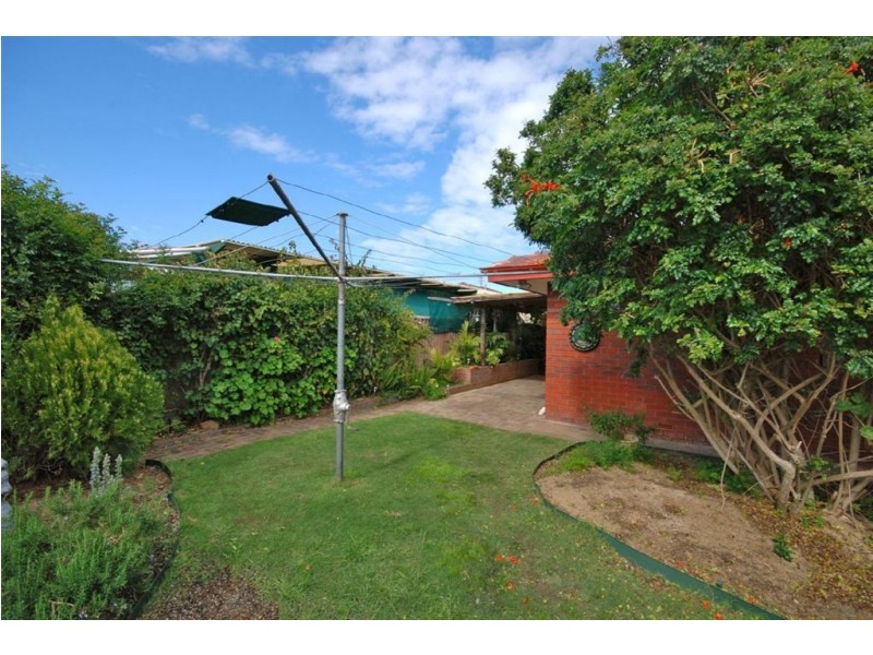 8/27 MacArthur Avenue, Padbury WA 6025