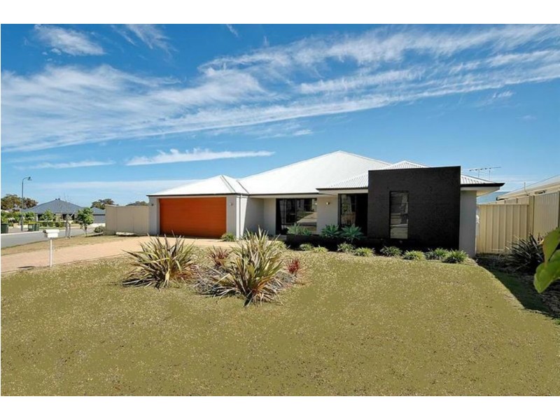 15 Hewlett Turn, Tapping WA 6065