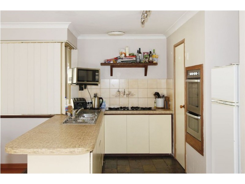 6 Fairfield Grove, Heathridge WA 6027