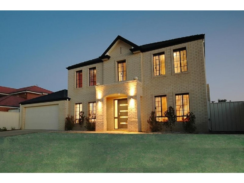 158 Golf Links Drive, Carramar WA 6031