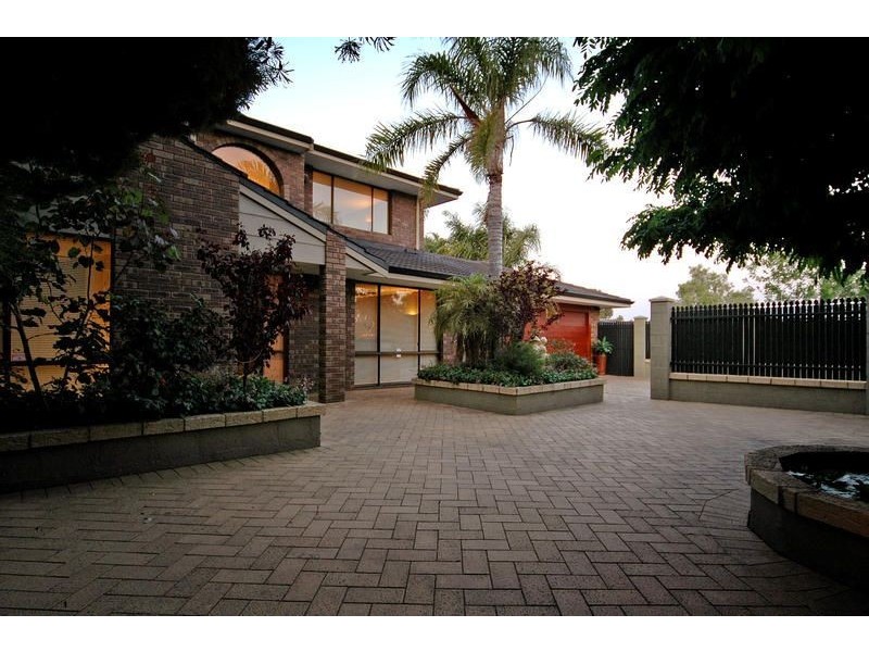 1 Ridge Close, Edgewater WA 6027