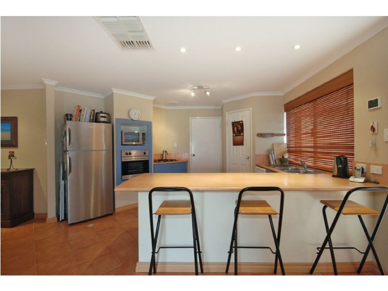 110 Selkirk Drive, Kinross WA 6028