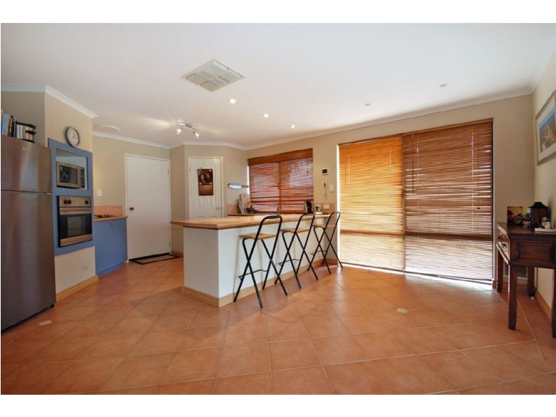 110 Selkirk Drive, Kinross WA 6028