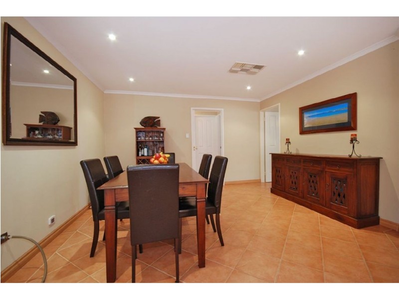 110 Selkirk Drive, Kinross WA 6028