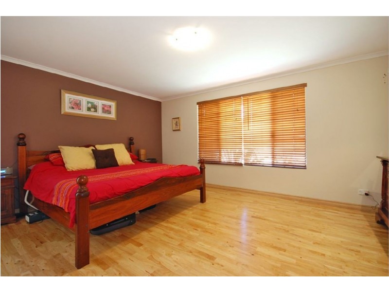 110 Selkirk Drive, Kinross WA 6028