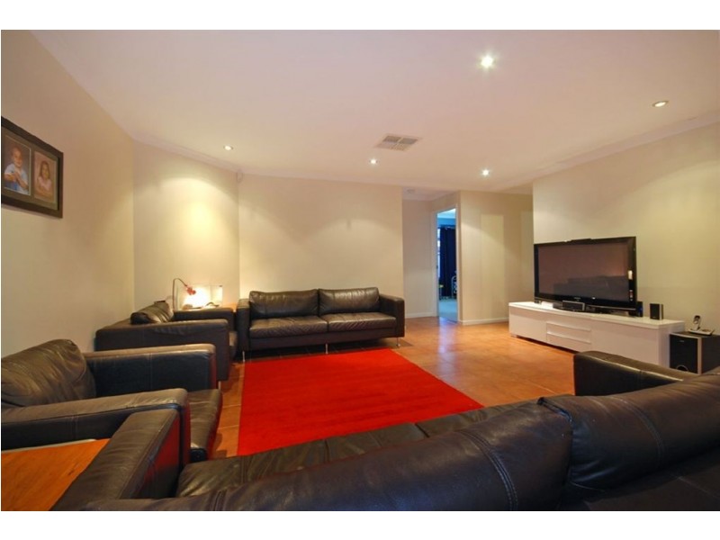 5 Ritz Way, Currambine WA 6028