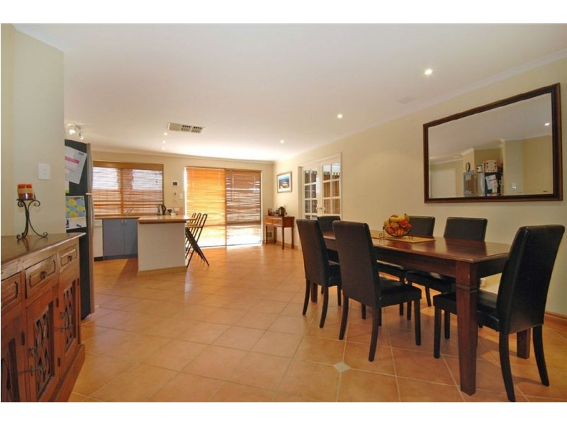 110 Selkirk Drive, Kinross WA 6028