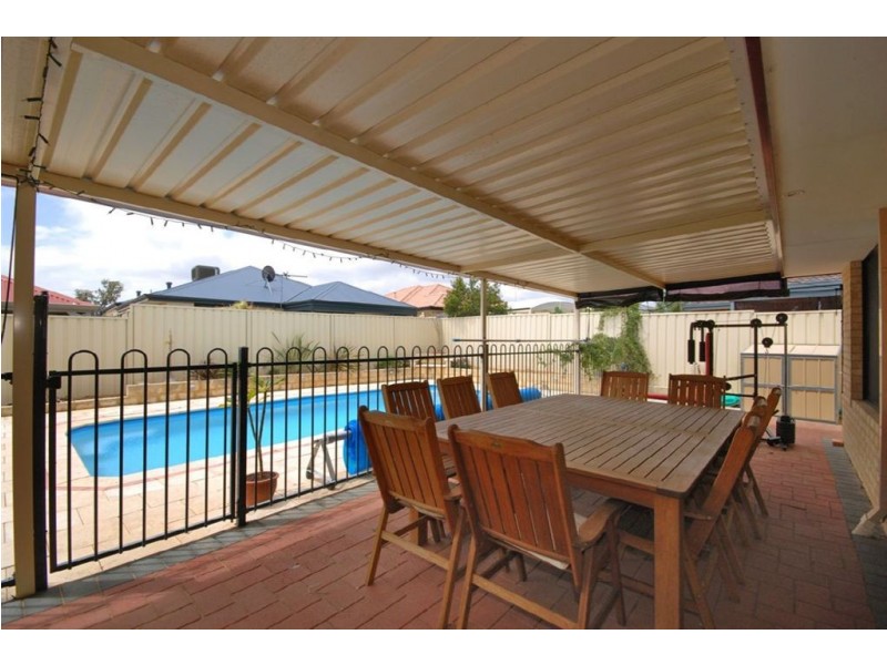 110 Selkirk Drive, Kinross WA 6028