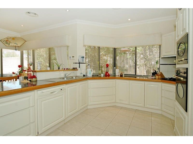 37 Savannah Way, Iluka WA 6028