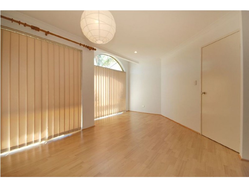 118 Kinross Drive, Kinross WA 6028