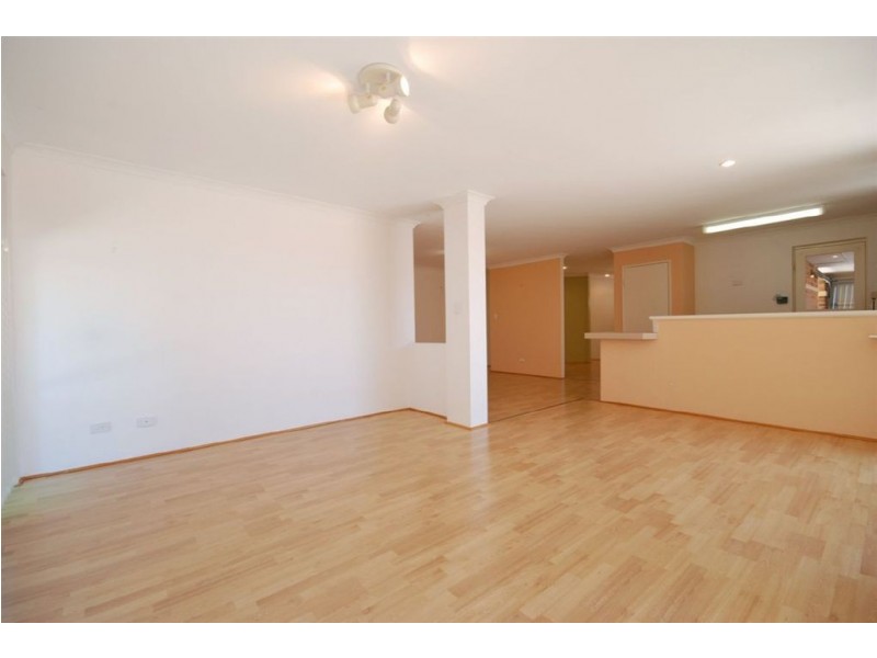 118 Kinross Drive, Kinross WA 6028