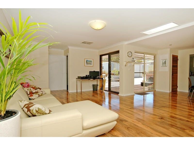 5 Settler Way, Edgewater WA 6027