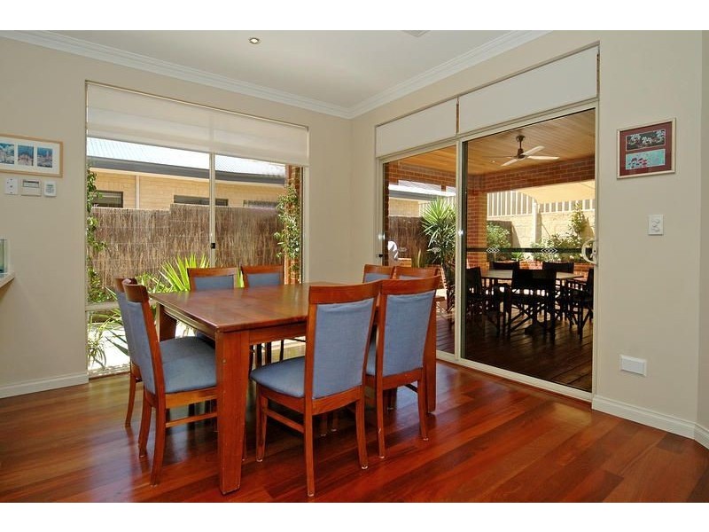 17 Venice Entrance, Iluka WA 6028