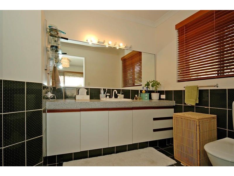 2 Delgado Parade, Iluka WA 6028