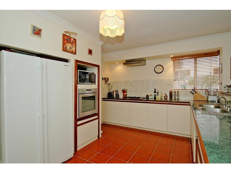 2 Delgado Parade, Iluka WA 6028