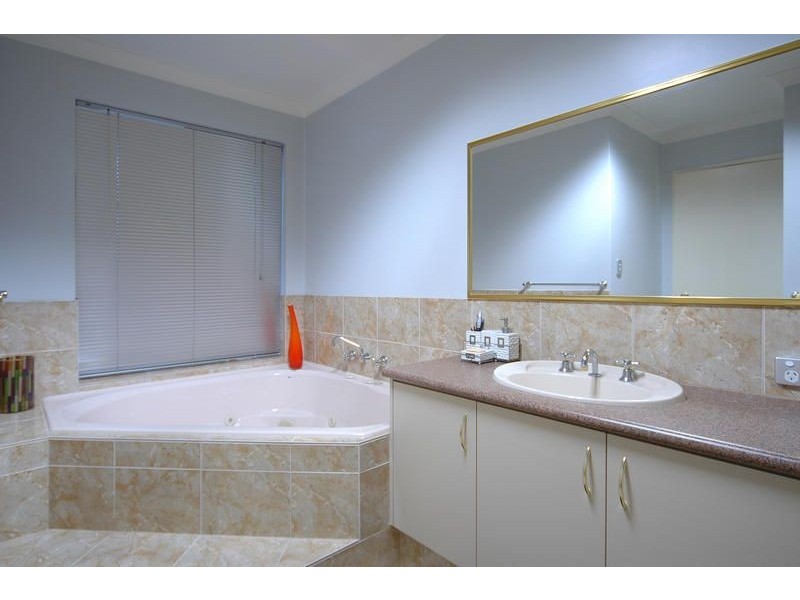 22 Penrose Vista, Tapping WA 6065