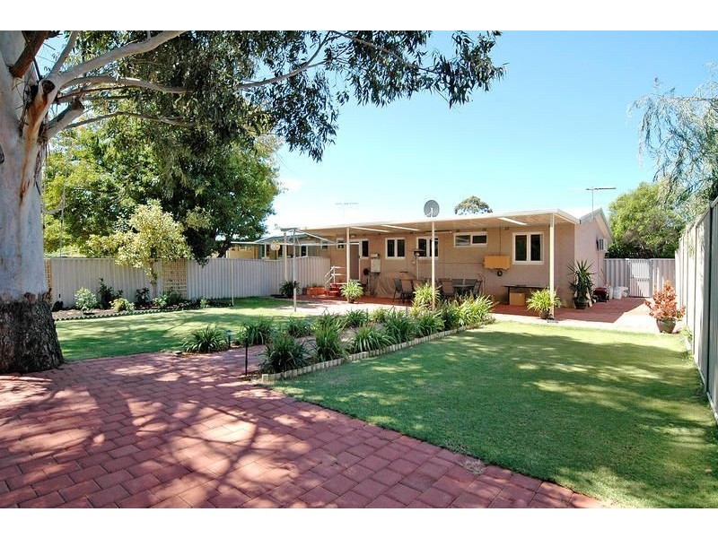 71 Princess Road, Balga WA 6061