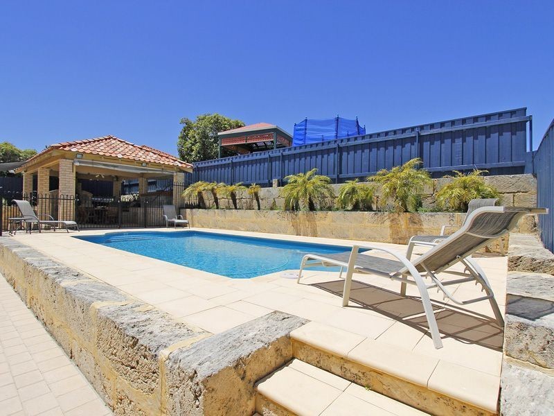 12 Brearley Mews, Hillarys WA 6025