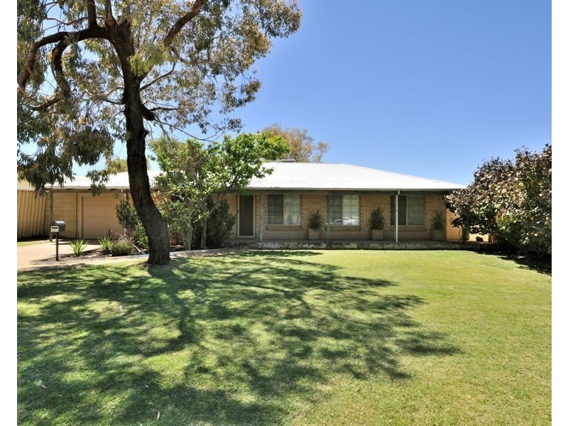 143 Venturi Drive, Ocean Reef WA 6027