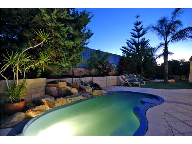 32 Earlsferry Green, Kinross WA 6028