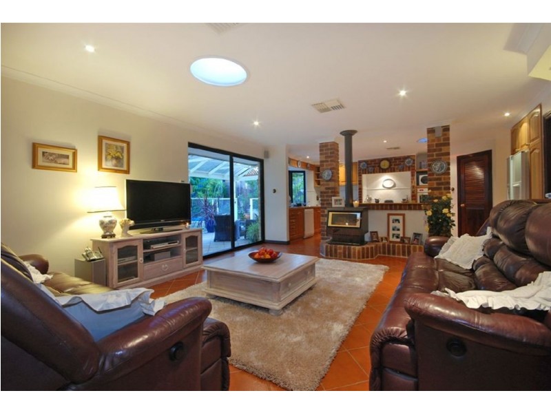 32 Earlsferry Green, Kinross WA 6028