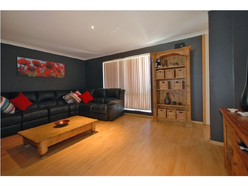 60 Stonehaven Parade, Kinross WA 6028