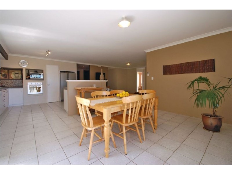 60 Stonehaven Parade, Kinross WA 6028